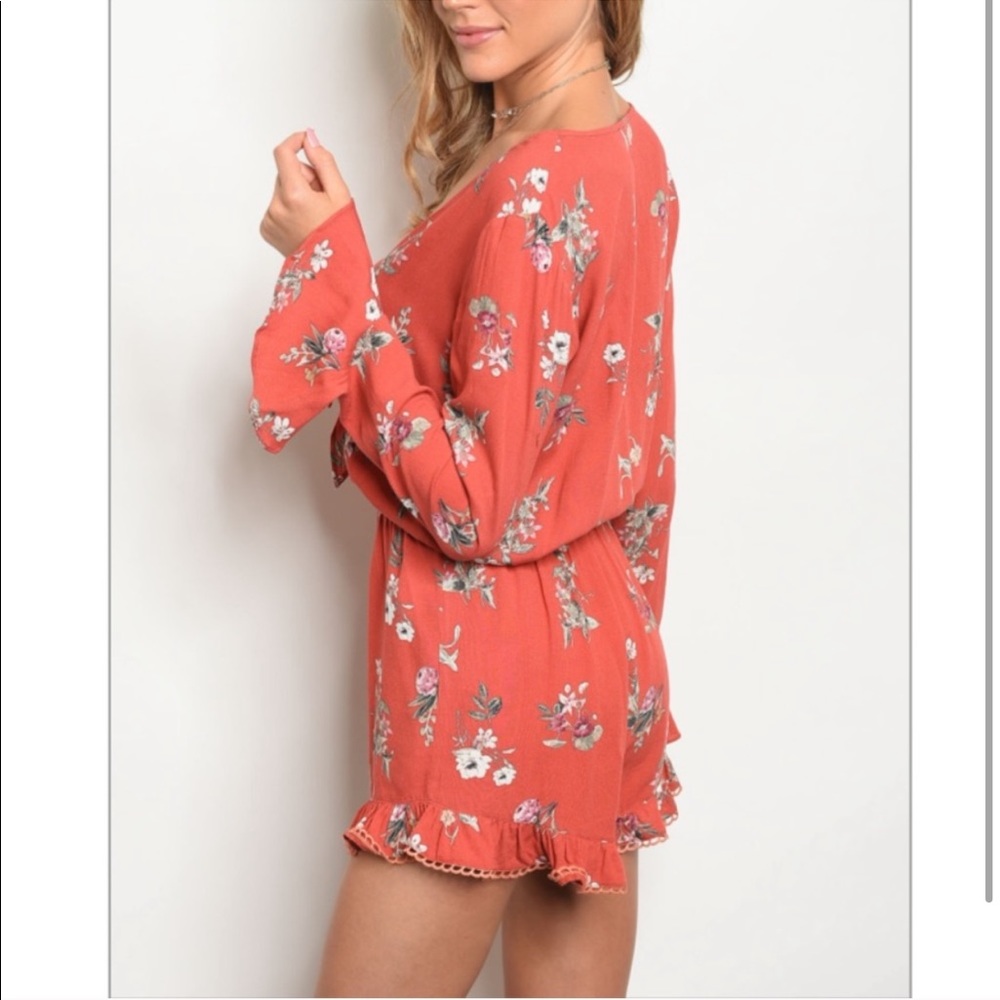 Floral Boho Romper - Picture 2 of 2